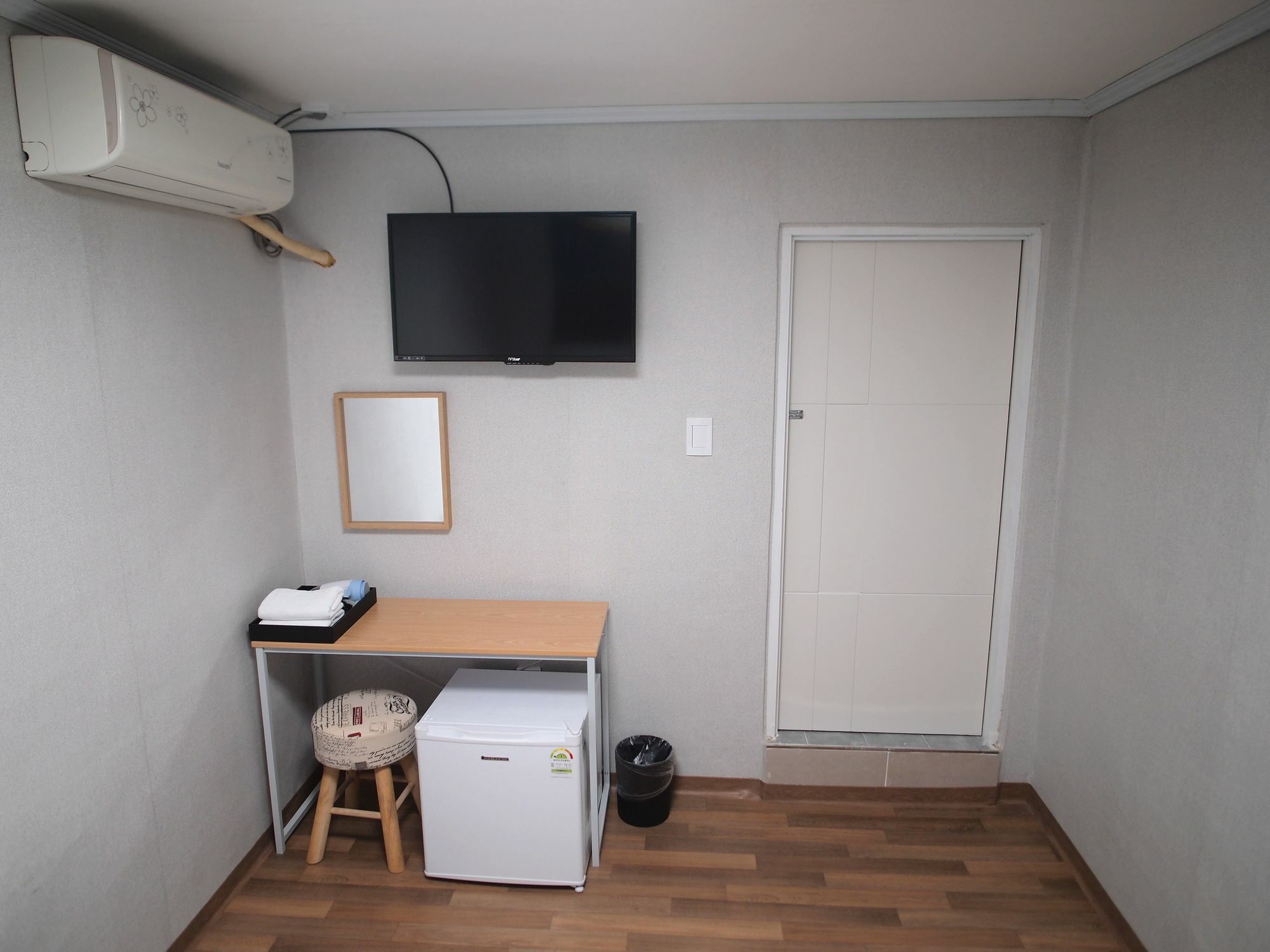 Hostel Gaon Sinchon Seoul Ngoại thất bức ảnh